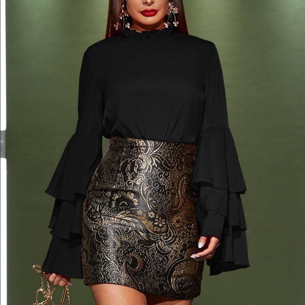 Flutter Sleeve Top